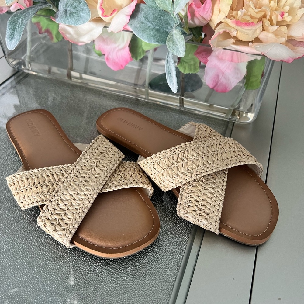 Old Navy Sandals